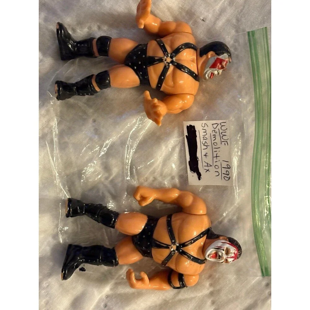WWF Titan/Hasboro Lot Of 18 Wrestlers 1990’s or 1991’s Wrestlers. $230 o.b.o